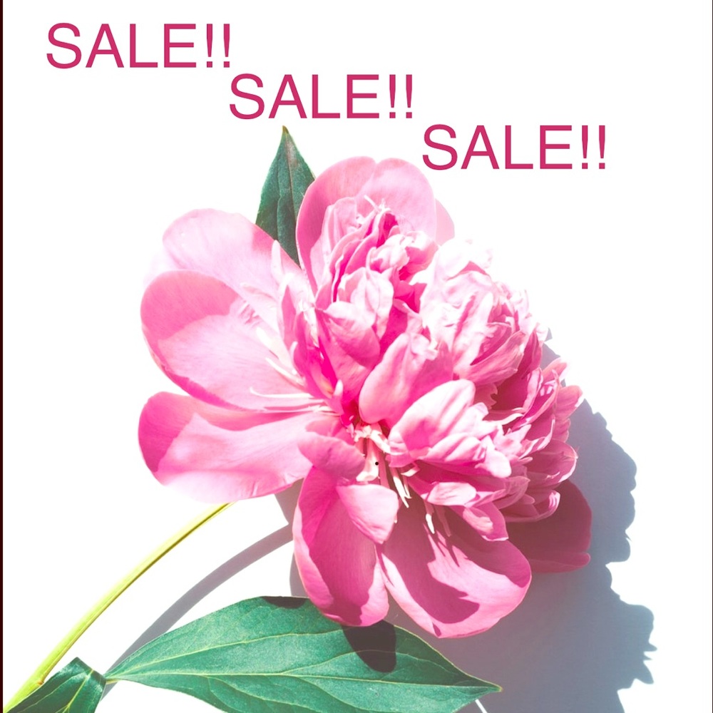 EVERYTHING MUST GO!!!!👗 👖 🧥 👠 MAKE AN OFFER 🧡